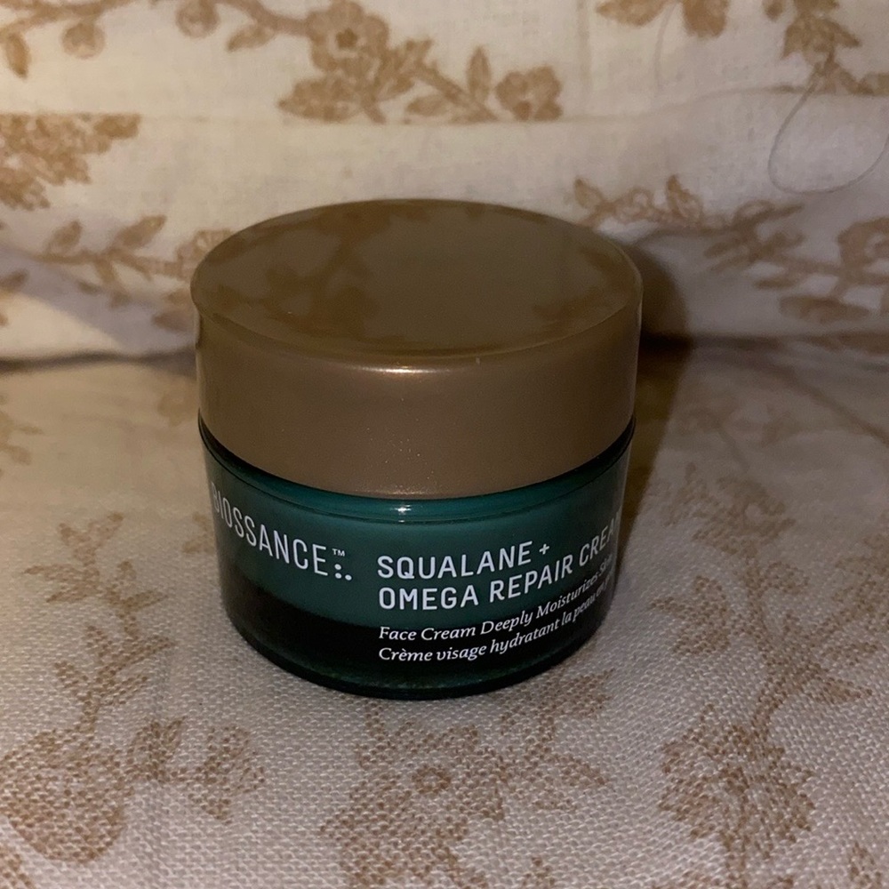 3/50$ 💜 Biossance Squalane Omega Repair Cream 15ml